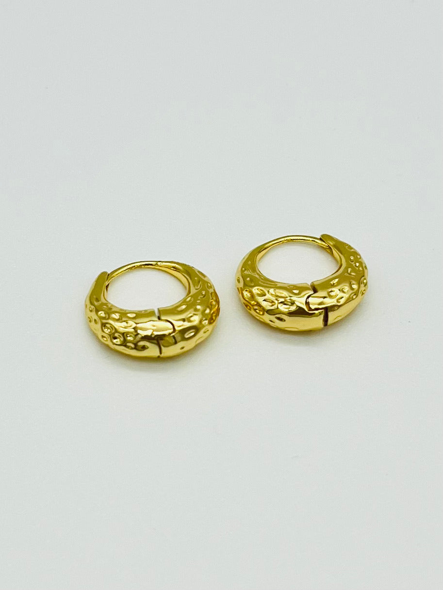 Chic Textured Gold Round Earrings – Minimalist Artificial Hoops for Women