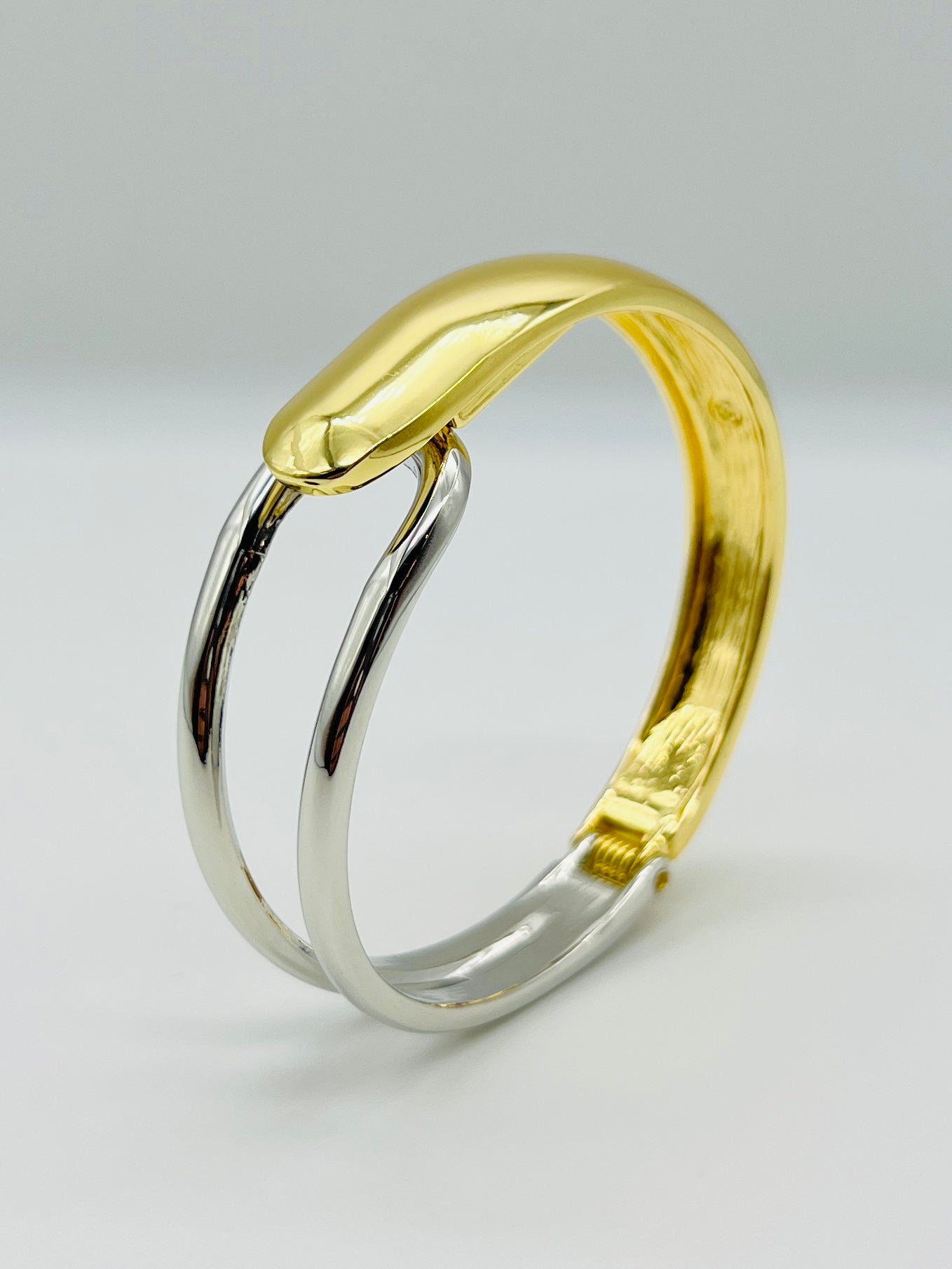 Elegant Dual-Tone Gold & Silver Bracelet for Women – Modern Designer Jewelry