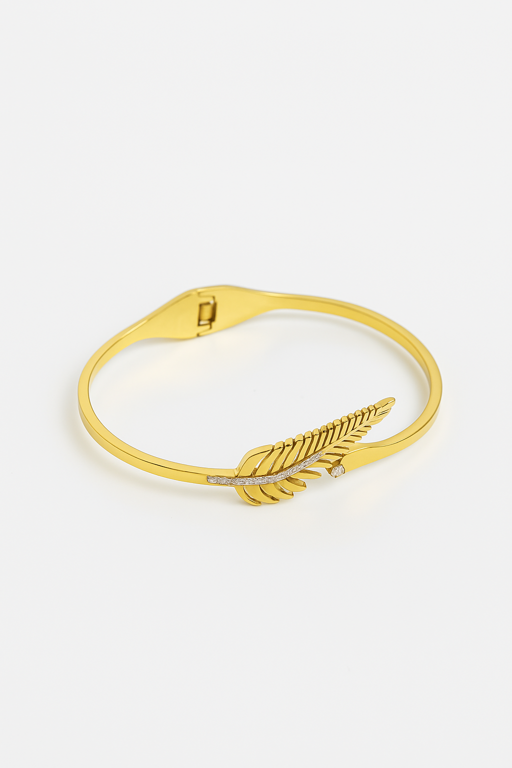 Daisy Flower Bangle Bracelet - Gold Floral Cut-Out Design